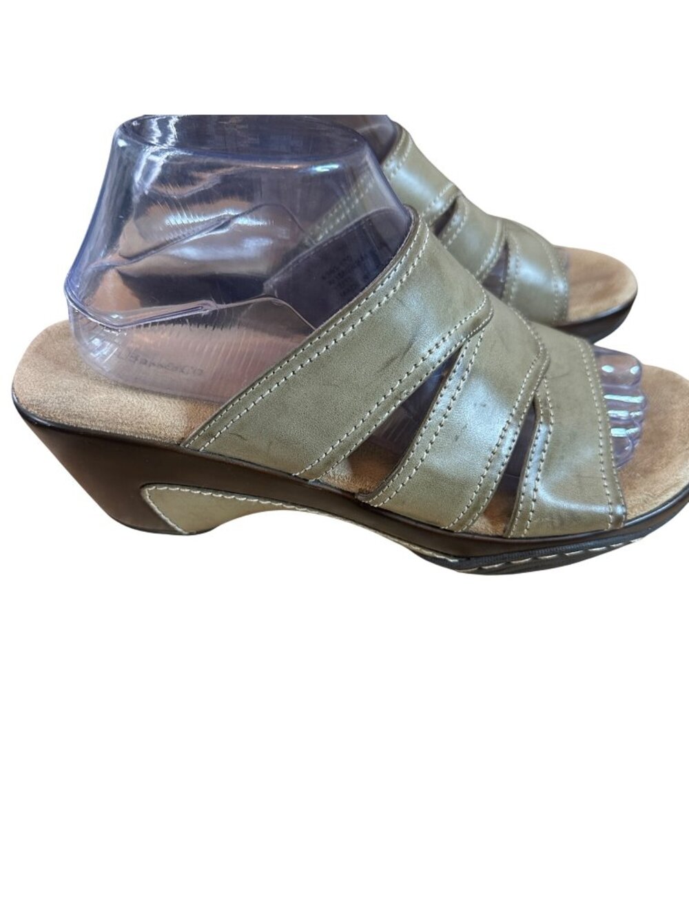 GH Bass Size 10 Women's Slip-On Distressed Uppers Sandals Wave Straps